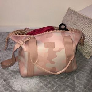 Dagne Dover Carryall bag